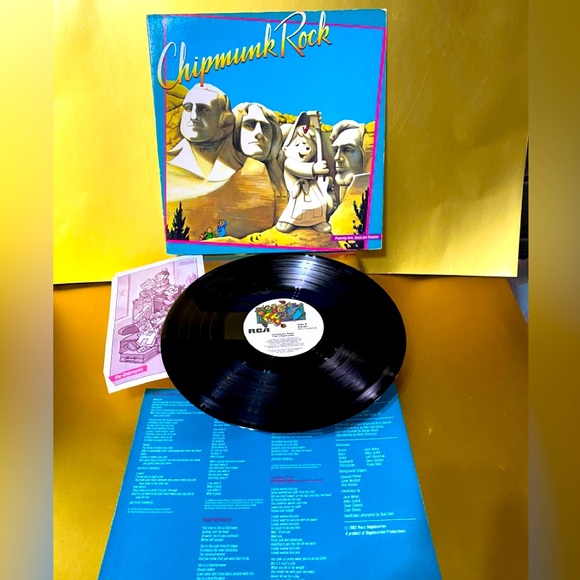 CHIPMUNK ROCK 80’s ALVIN, SIMON & THEODORE VINYL RCA RECORD ALBUM & SLEEVE 12” - Picture 10 of 15